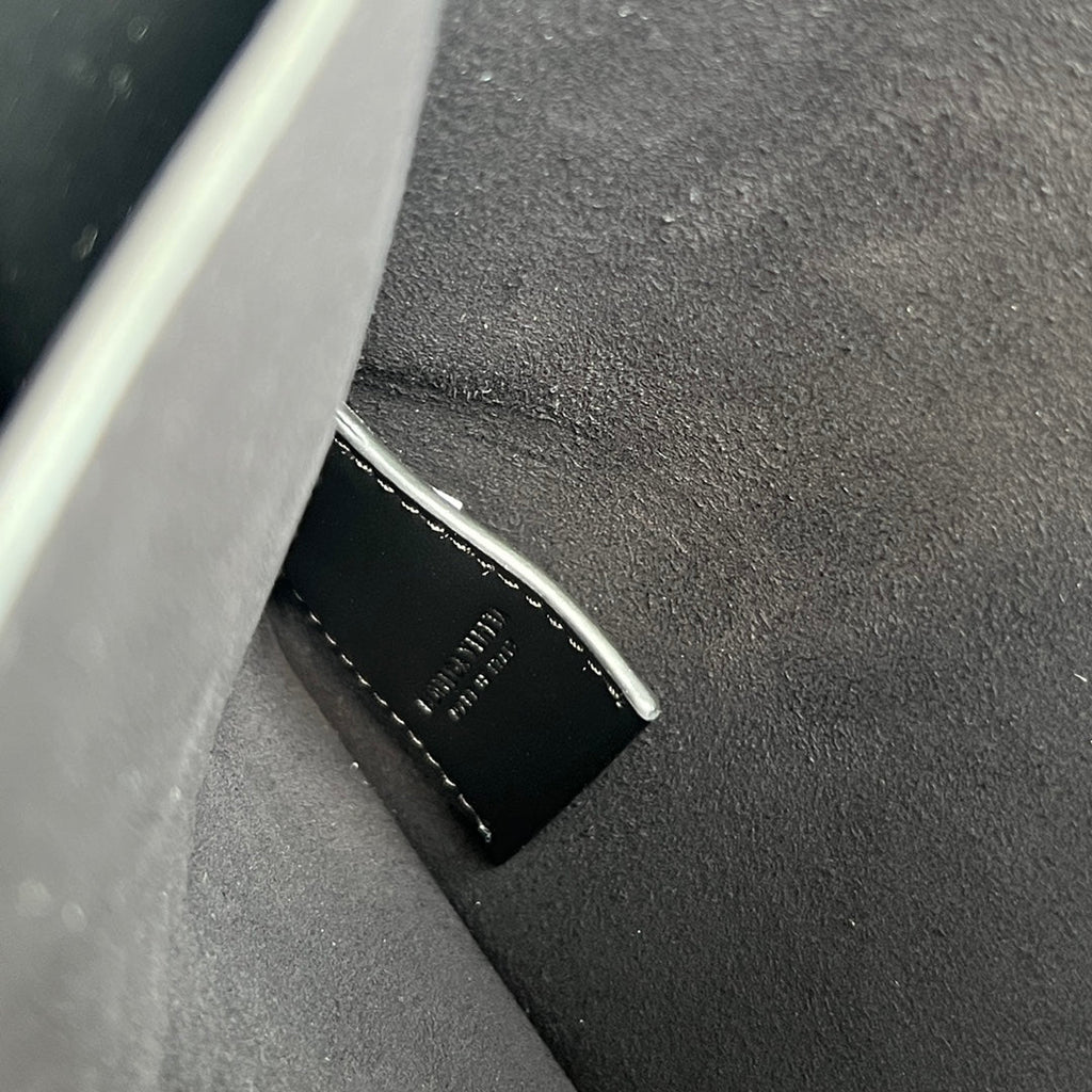 INTRECCIATO CLUTCH 32 IN SCHWARZEM WEICHEM KALBSLEDER