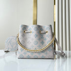 BELLA 22 IN BLUME PERFORATED CALFLEDER GOLDENE BESCHLÄGE