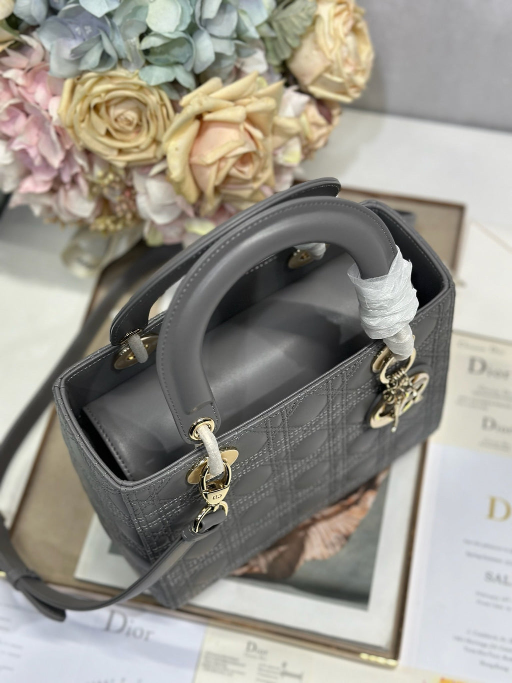 LADY SMALL BAG 24 IN GREY MACROCANNAGE LAMBSKIN GOLD HARDWARE