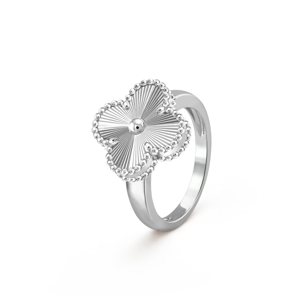 ®ジュエリコーン®クローバーシルバーリング