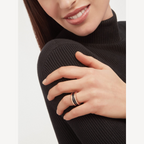 Jewelicorn ZERO 1 Zweiband-Ring aus schwarzer Keramik und roségoldenem Schmuck