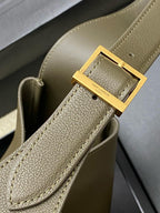 LE 5 À 7 SUPPLE SMALL 22 BROWN CALFFKIN