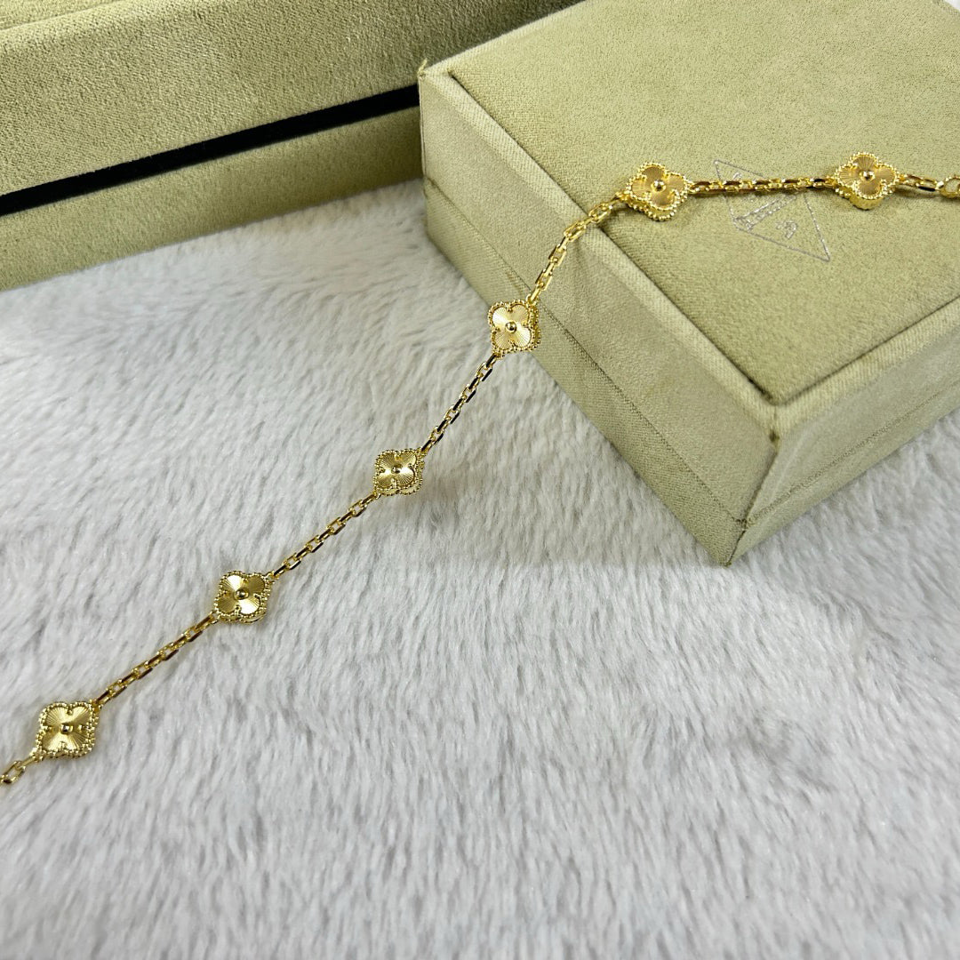 [⭐JeweliWhal]CLOVER 6 MOTIF DIAMOND BRACELET