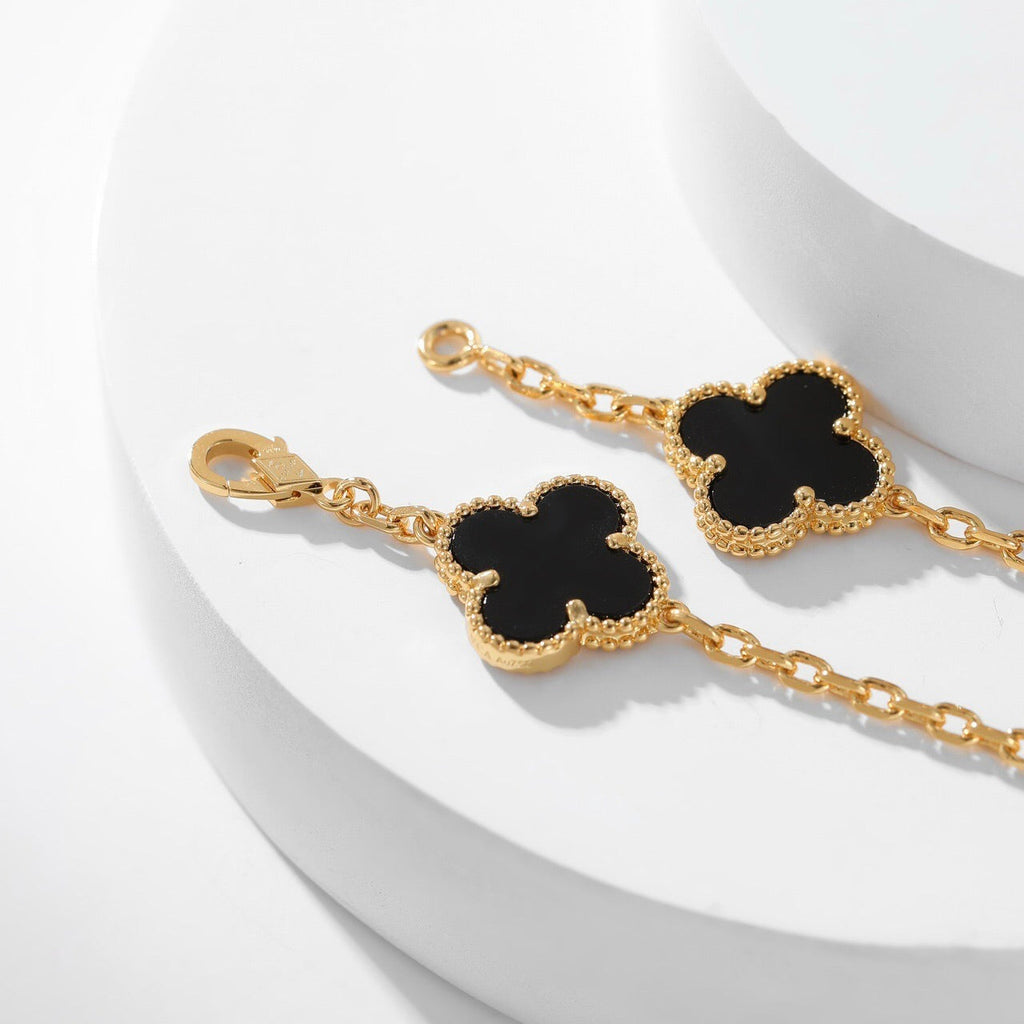 ¡®Jewelicorn¡¯CLOVER 10 MOTIFS ONYX NECKLACE