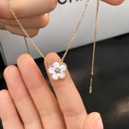 ¡®Jewelicorn¡¯LUCKY  WHITE MOP  PLUM BLOSSOM NECKLACE