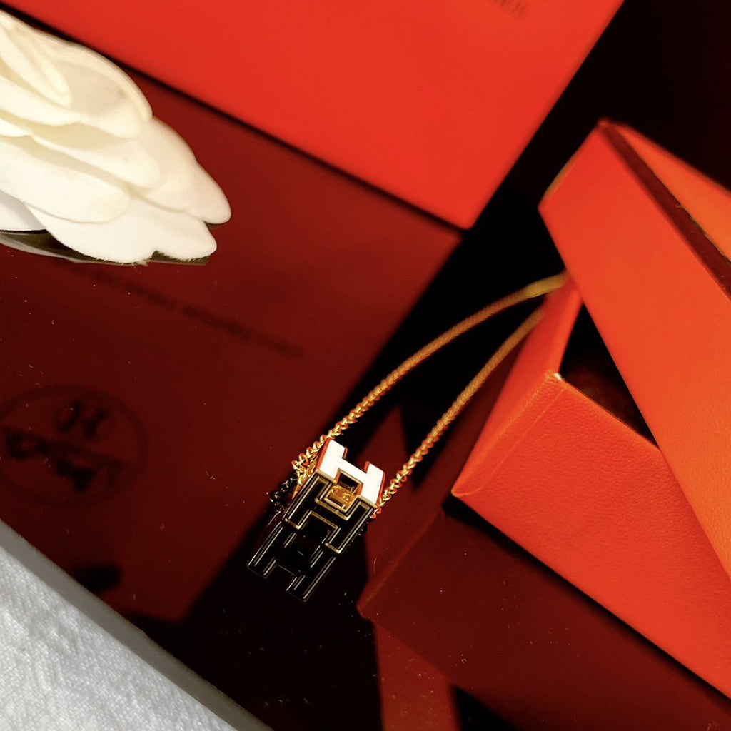 Jewelicorn H WEISSE QUADRATISCHE GOLDKETTE