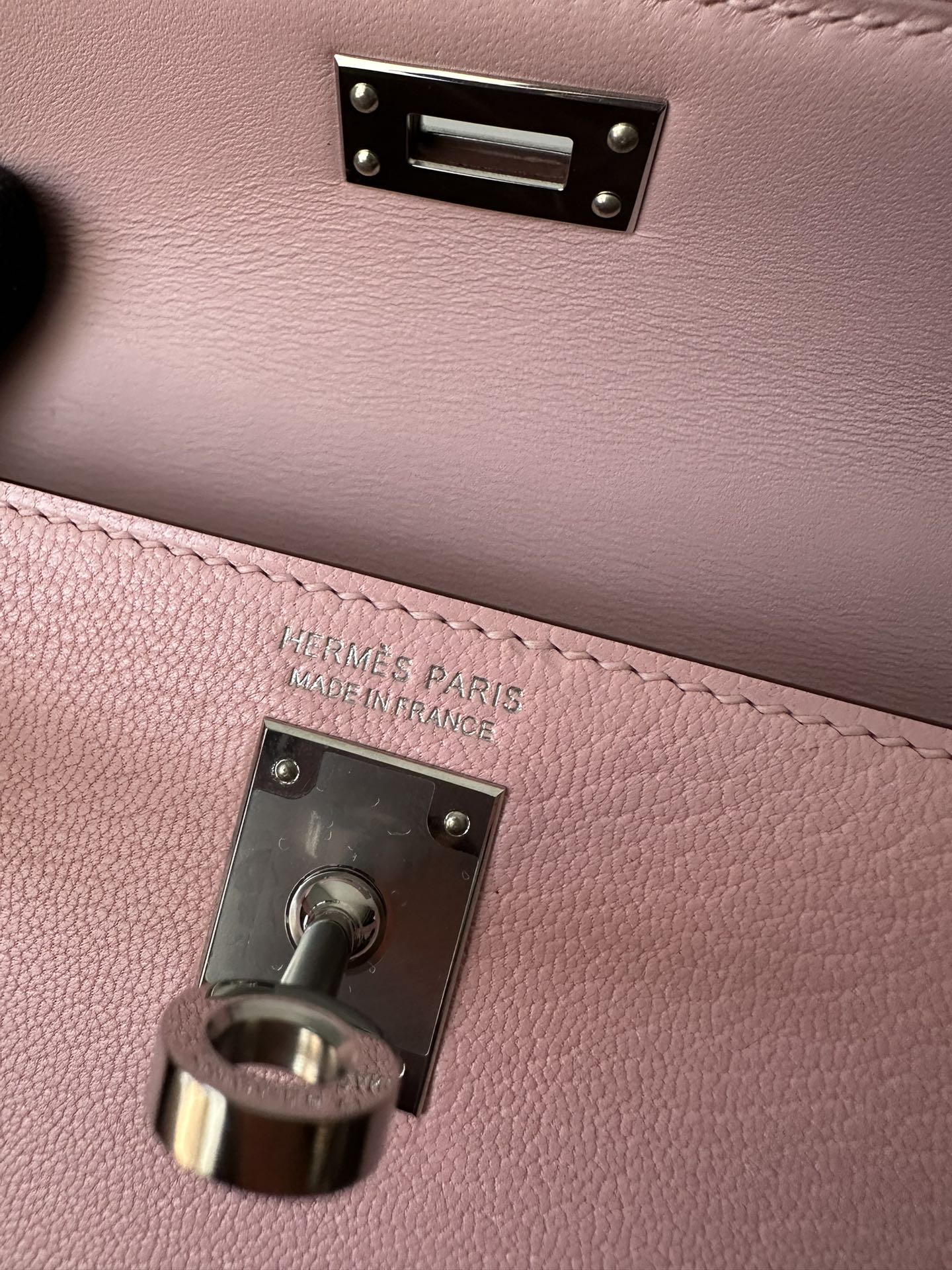 HM KELLY MINI 20 PINK CHEVRE SILBERNE HARDWARE