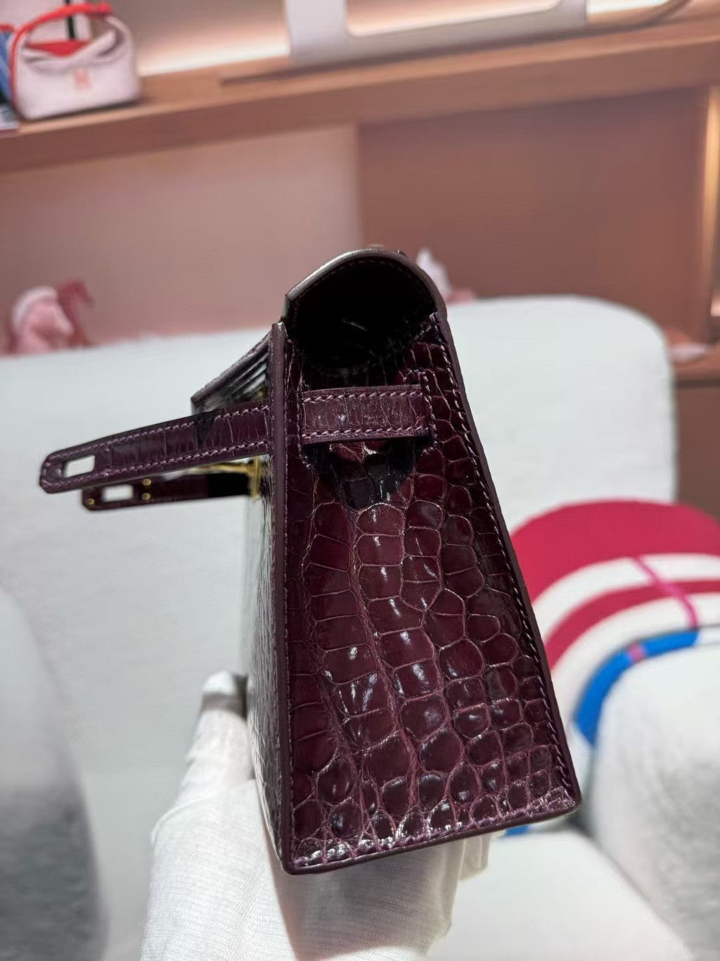 HM KELLY MINI 22 BORDEAUX RED AMERICAN ALLIGATOR GOLD BUCKLE (MADE-TO-ODER)