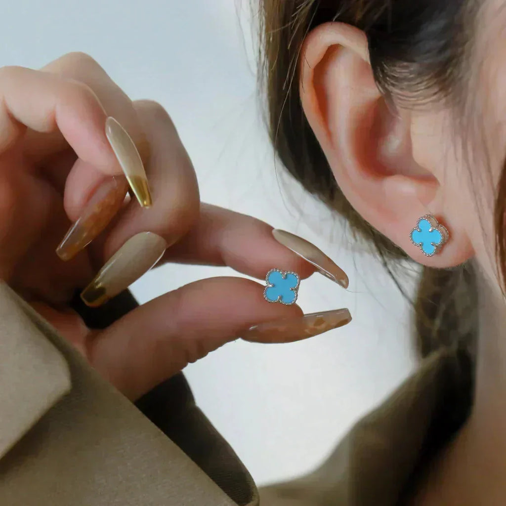 Jewelicorn CLOVER MINI 9,5MM ONYX-OHRSTÜCKE SILBER