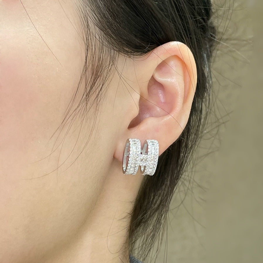 ¡®Jewelicorn¡¯H STUD EARRINGS WITH SILVER DIAMONDS