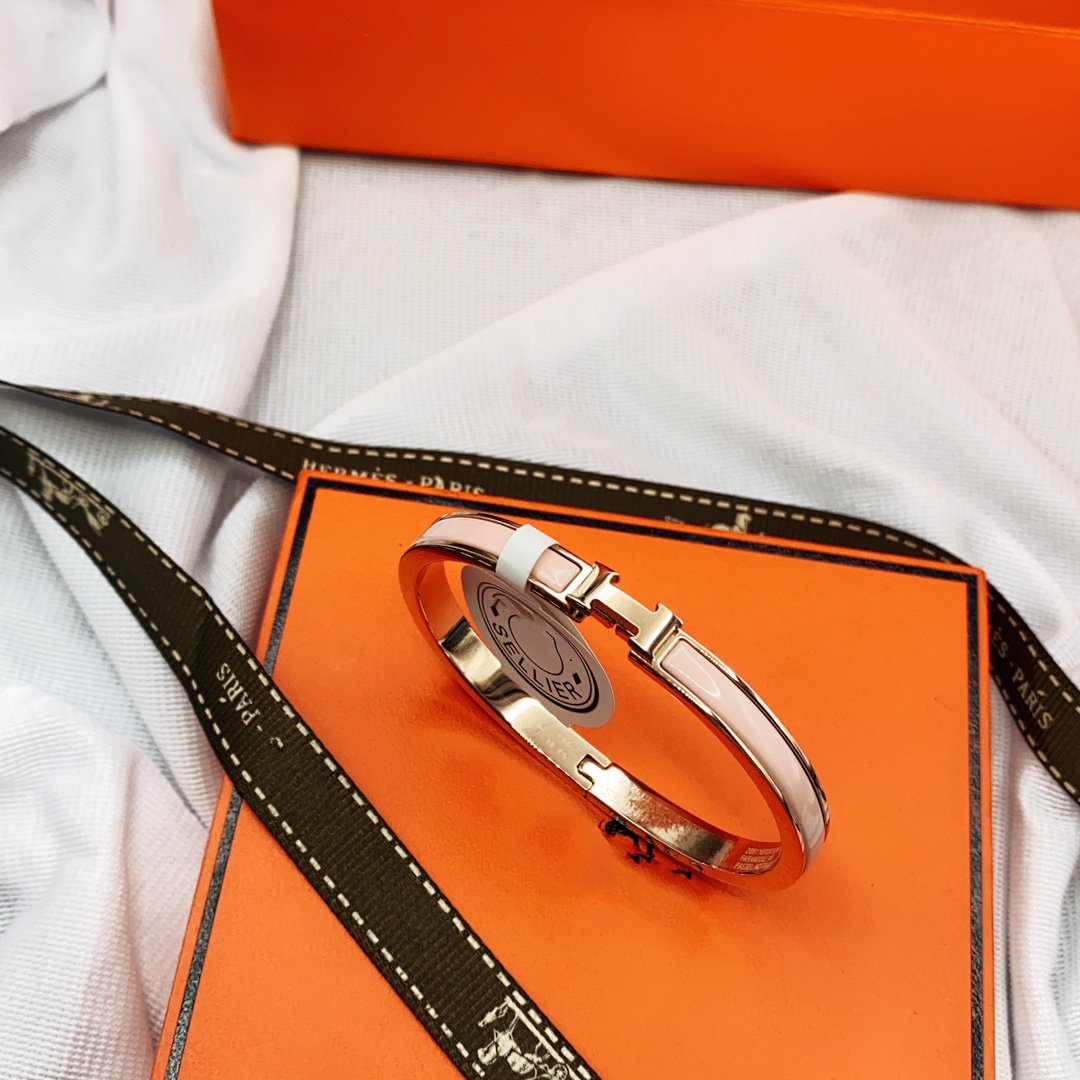 ®Jewelicorn® クラシック HM クリック ピンク 8mm エナメルブレスレット