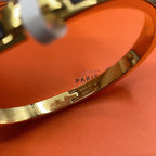 ®Jewelicorn® クラシック HM クリック ブラック 8mm エナメル ブレスレット