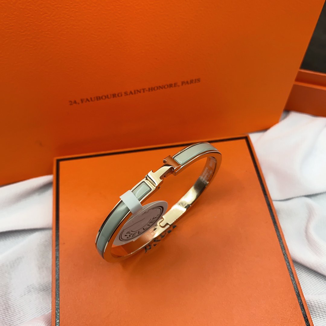 ®Jewelicorn® クラシック HM クリック グリーン 8mm エナメルブレスレット