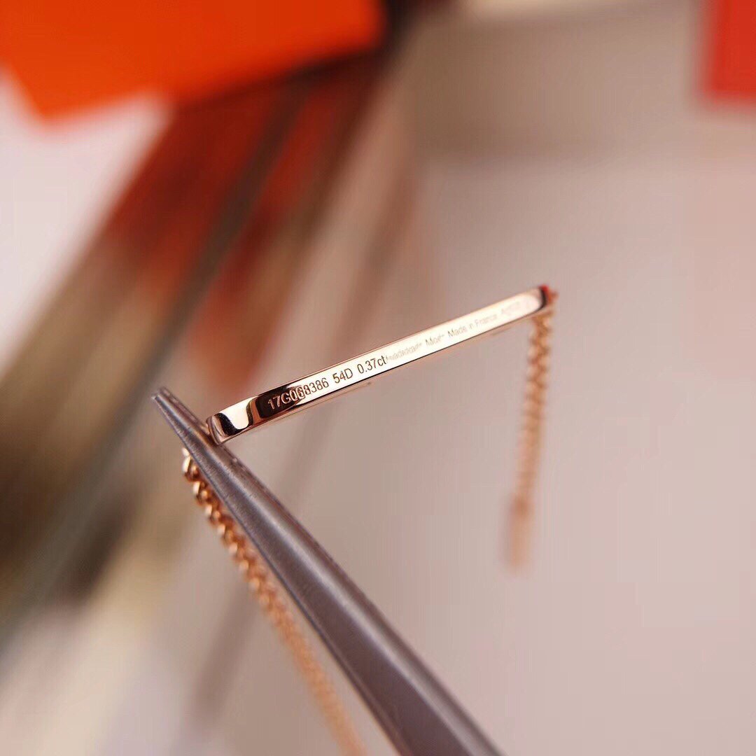 ®Jewelicorn® HM ファイヤーピッグノーズネックレス トレンディストリート