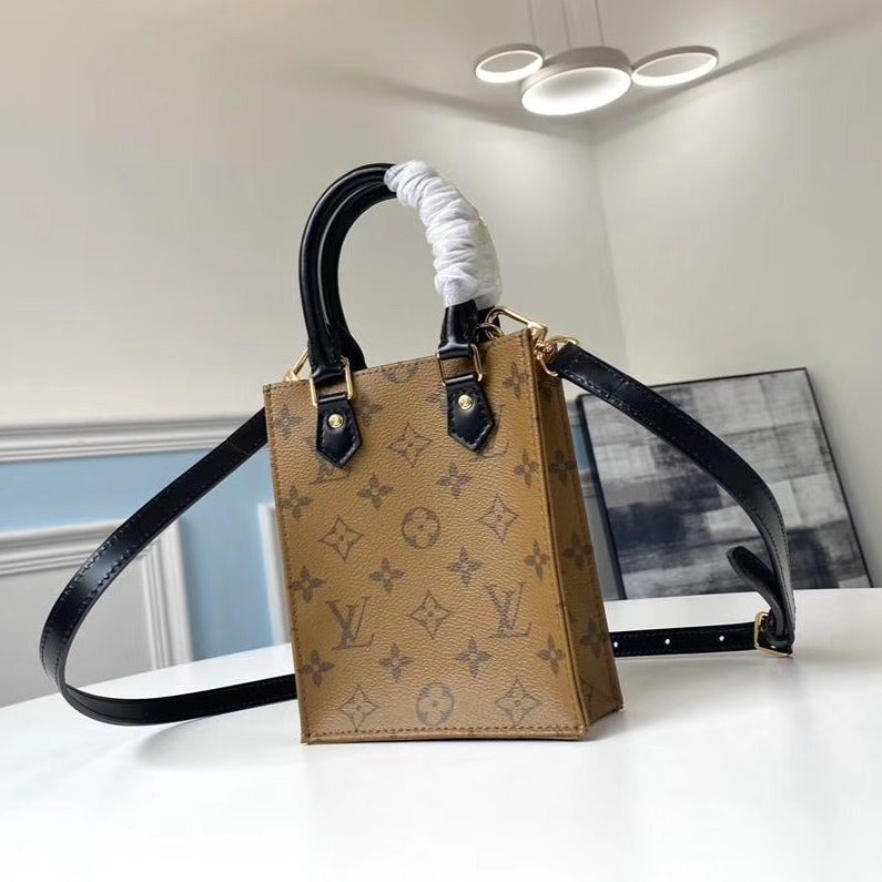 LV PETIT SAC PLAT MONOGRAM BESCHICHTETE LEINWAND 