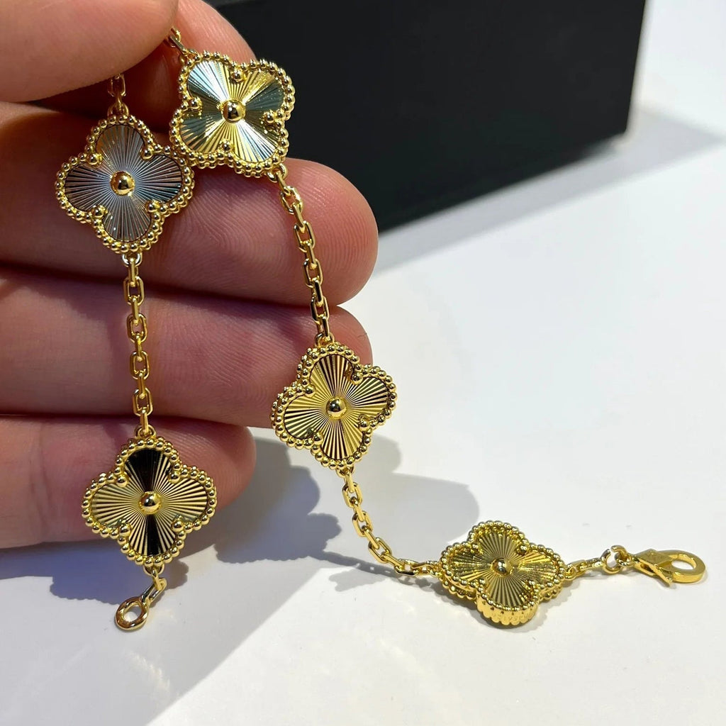 Jewelicorn LASERARMBAND MIT 5 KLEEBLUMEN 