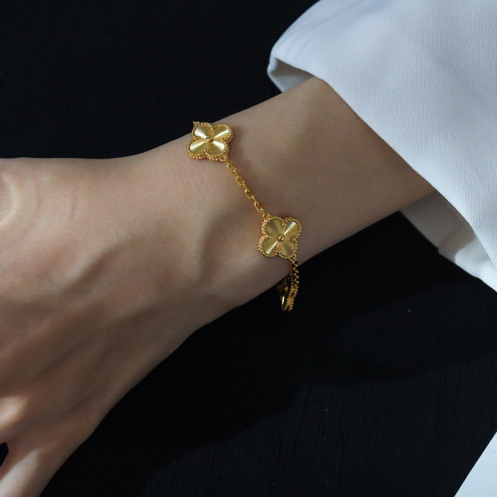 [⭐JeweliWhal] CLOVER 5 MOTIF LASER BRACELET COLLECTION