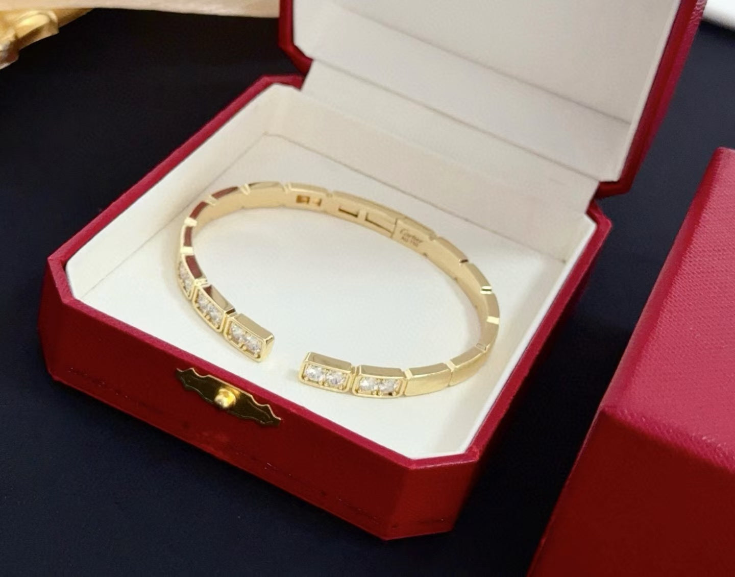 [⭐JeweliWhal]LOVE DIAMOND OPEN  BRACELET