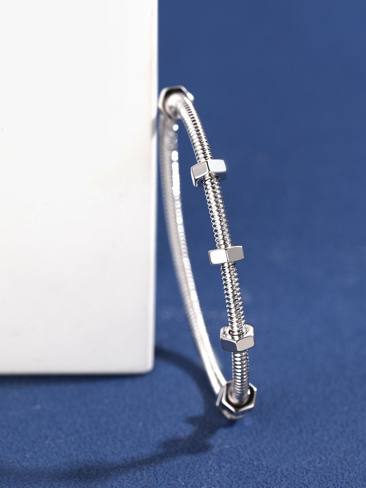 [⭐JeweliWhal]CT THREADED BRACELET