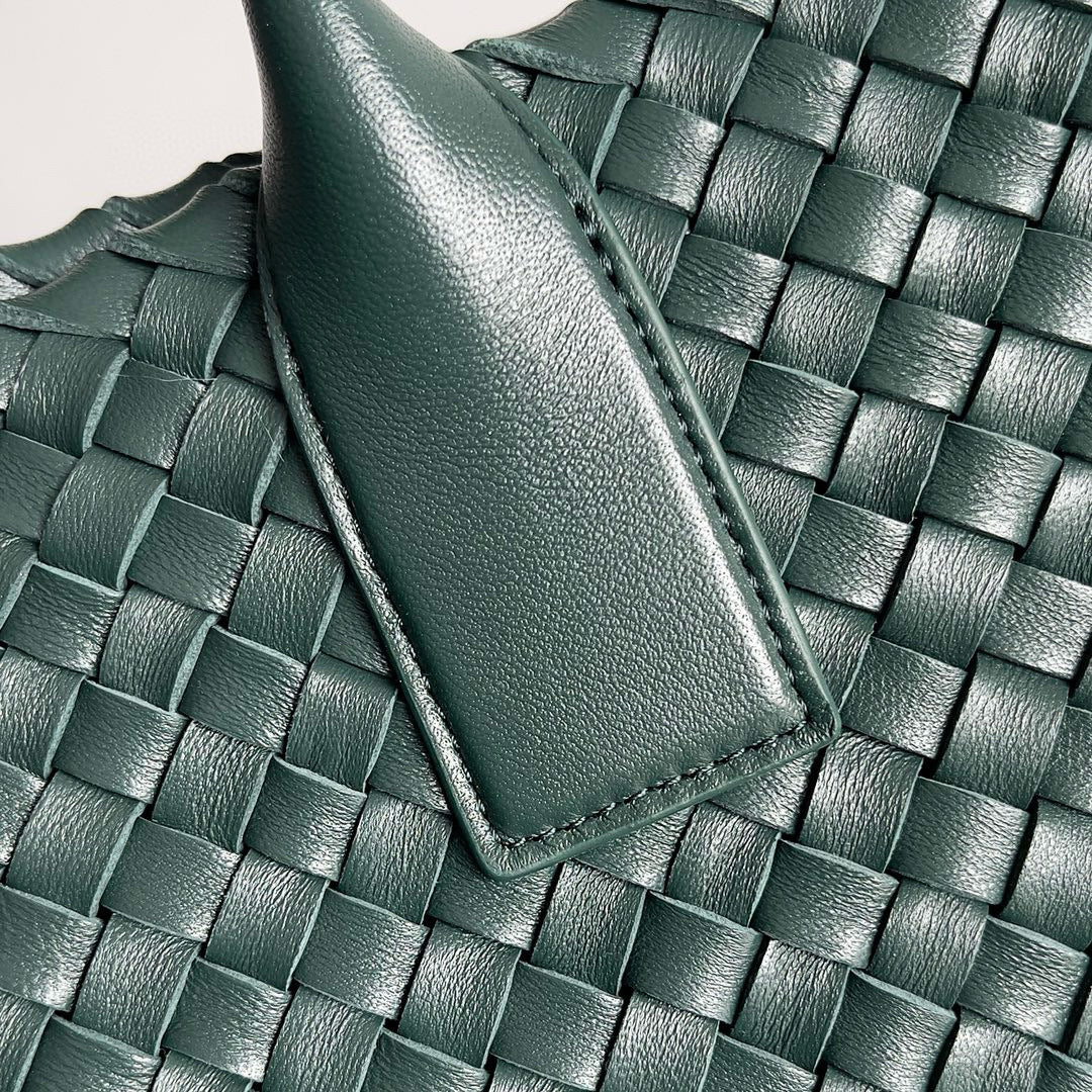 BOTTEGA VENETA 25S LARGE CABAT BAG 51 IN DEEP SLATE GREEN LAMBSKIN