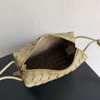 MINI LOOP KAMERATASCHE 22 IN BEIGEM KALBSLEDER