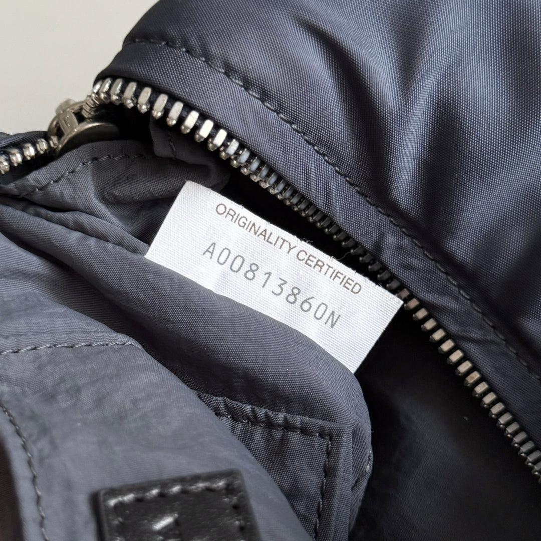 BOTTEGA VENETA 25S TOKYO SMALL WASHBAG 20 IN SHADOW NYLON