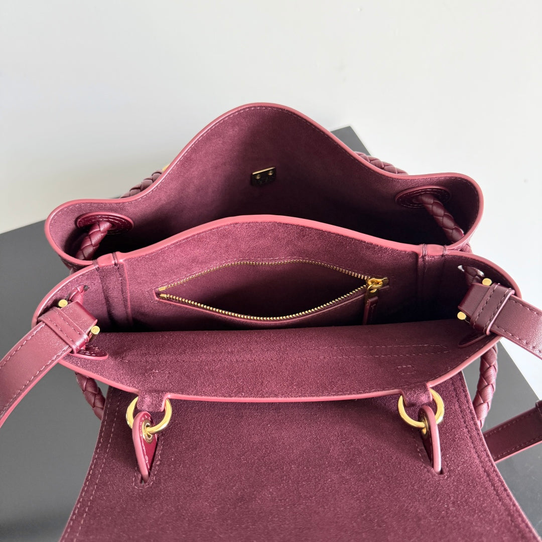 BOTTEGA VENETA 25S MEDIUM CIAO CIAO TASCHE 26 AUS BURGUNDERKALBSLEDER