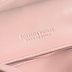 BOTTEGA VENETA 25S MEDIUM LIBERTA BAG 30 IN OLIVE GREEN CALFSKIN