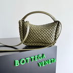 BOTTEGA VENETA 25S COBBLE BAG 23 IN ARMY GREEN CALFSKIN