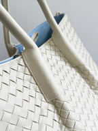 BOTTEGA VENETA 25S PINACOTECA BAG 43 IN IVORY CALFSKIN