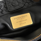 BOTTEGA VENETA 25S BASKET BAG 31 IN BLACK CALFSKIN GOLD HARDWARE