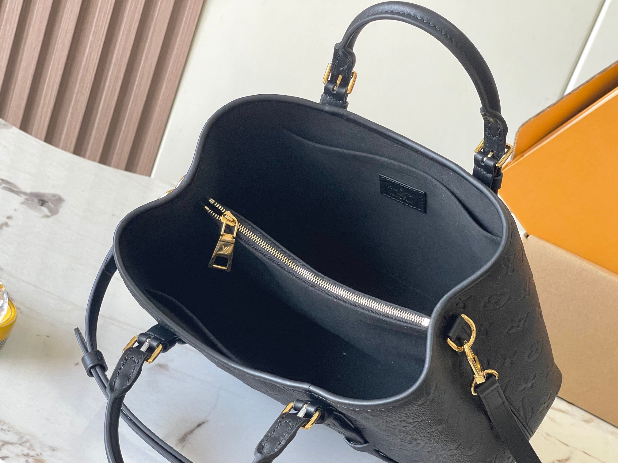 BABYLONE TOTE 31 IN BLACK MONOGRAM EMPREINTE LEATHER