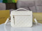 LV 25S POCHETTE METIS 25 IN WHITE MONOGRAM COATED CANVAS GOLD HARDWARE