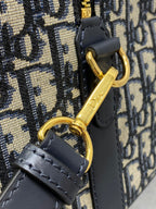 GROOVE 25 Beutel in Schwarz-Beige-Schrägmuster-Monogramm-Jacquard