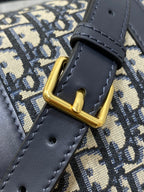 GROOVE 25 Beutel in Schwarz-Beige-Schrägmuster-Monogramm-Jacquard