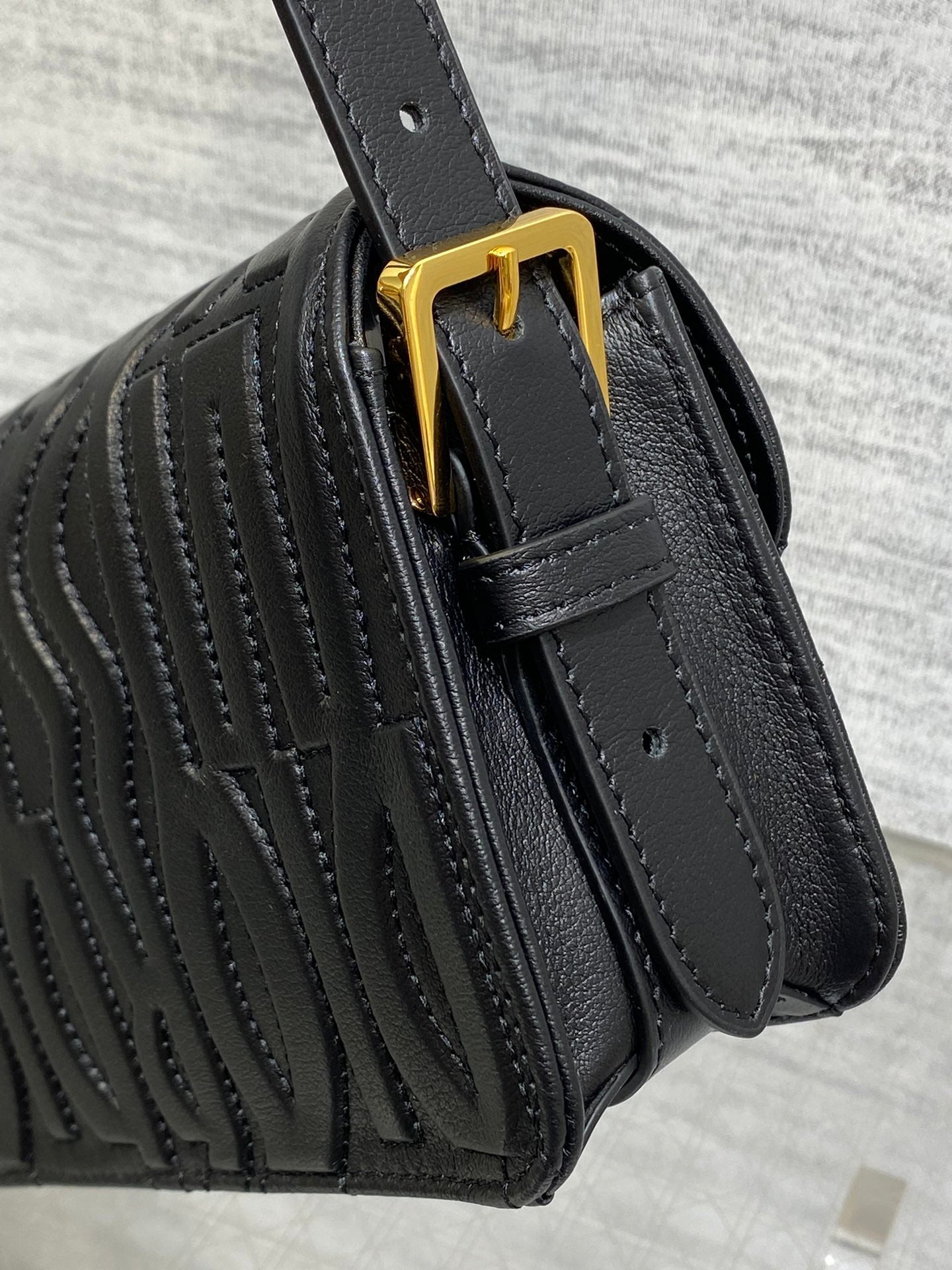 Klapptasche 18 Schwarz Gesteppt Vollständig Kalbsleder