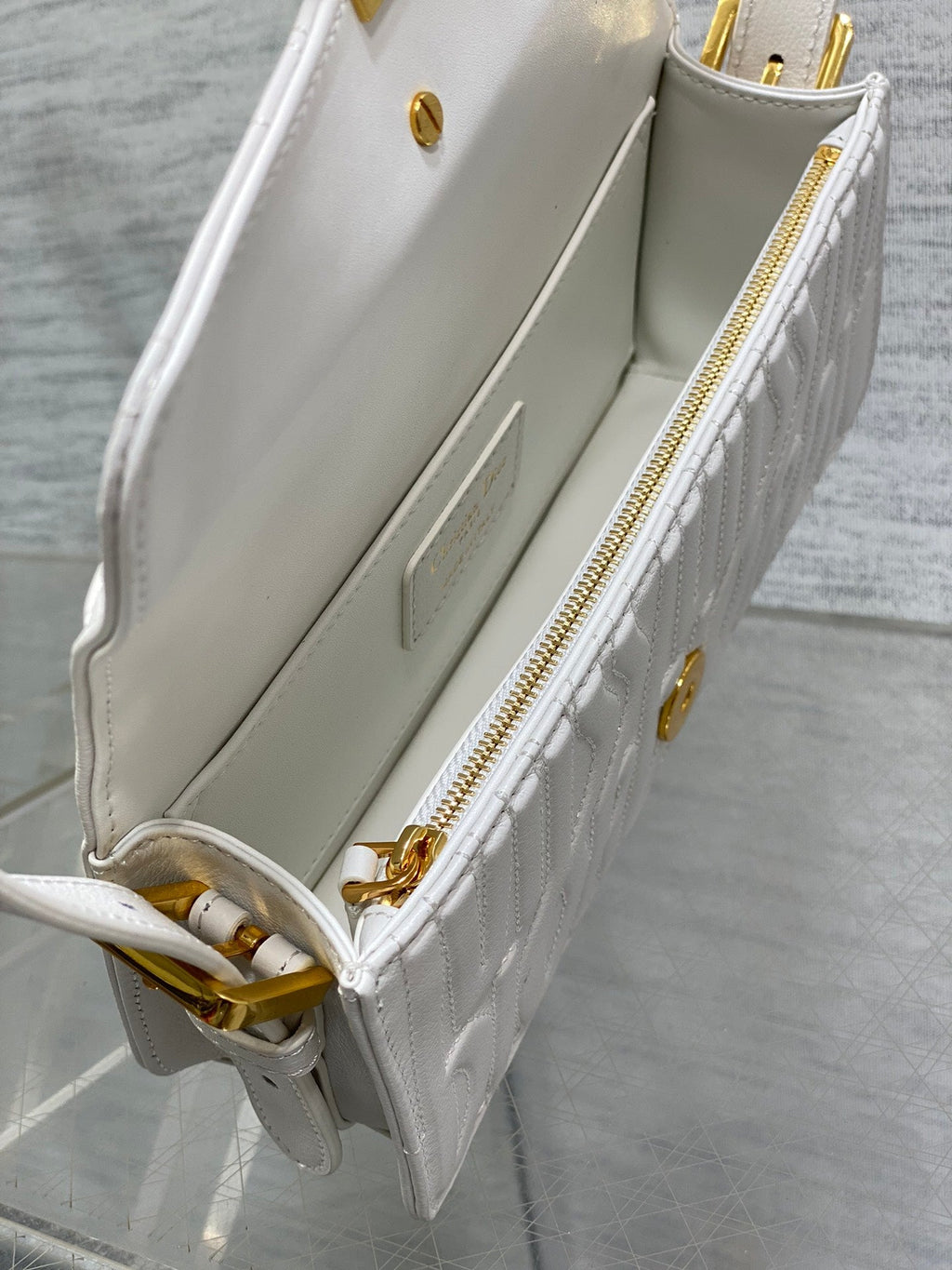 Klapptasche 18 Weiß Gesteppt Vollständig Kalbsleder