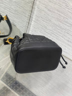 KLEINE 18 JOLIE BUCKET BAG SCHWARZ MAKROCANNAGE LAMMLEDER