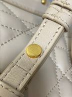 KLEINER 20 CARO RUCKSACK IN MANDELBEIGE MAKROCANNAGE LAMMLEDER