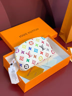 Kosmetiktasche PM 19 aus mehrfarbigem Monogramm-Canvas