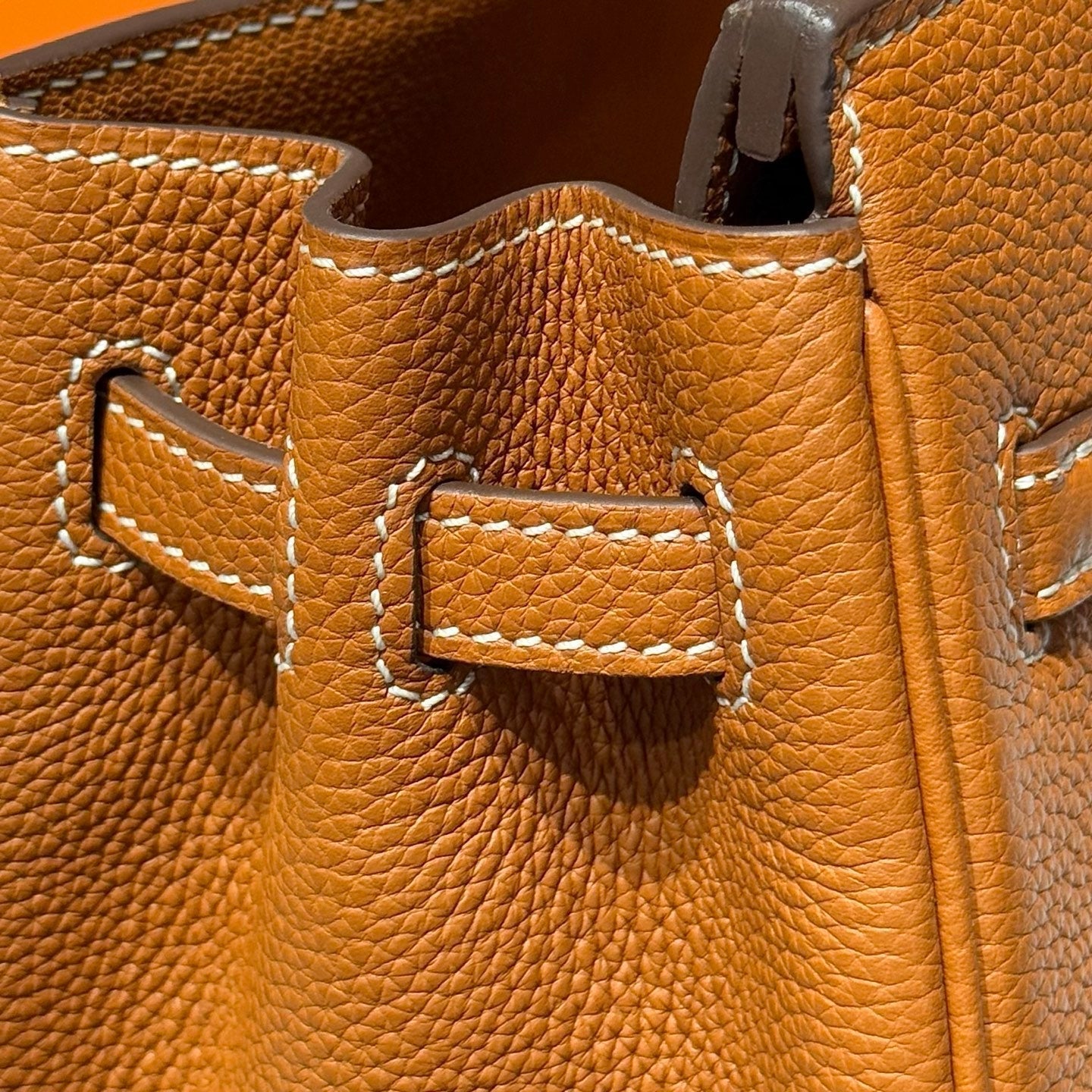 HERMES 25S MEDIUM BIRKIN 25 IN BURNT ORANGE CALFSKIN GOLD HARDWARE