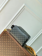 LOCKER DOPP KIT 23 AUS GRAUSCHWARZEM DAMIER-GRAPHIT-CANVAS