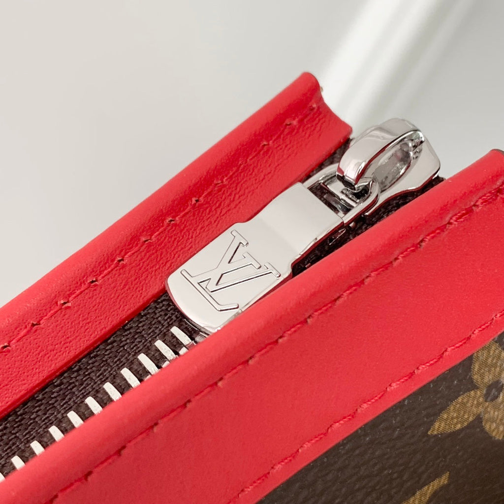 GASTON Tragbare Geldbörse 18 Zoll Braun Monogramm Canvas Mix Rotes Kalbsleder