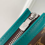 GASTON Tragbare Geldbörse 18 Zoll Braun Monogramm Canvas Mix Grünes Kalbsleder