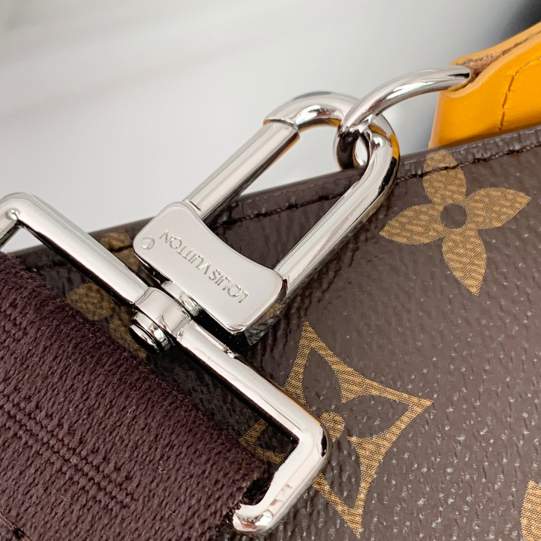 GASTON Tragbare Geldbörse 18 Zoll Braun Monogramm Canvas Mix Gelb Kalbsleder