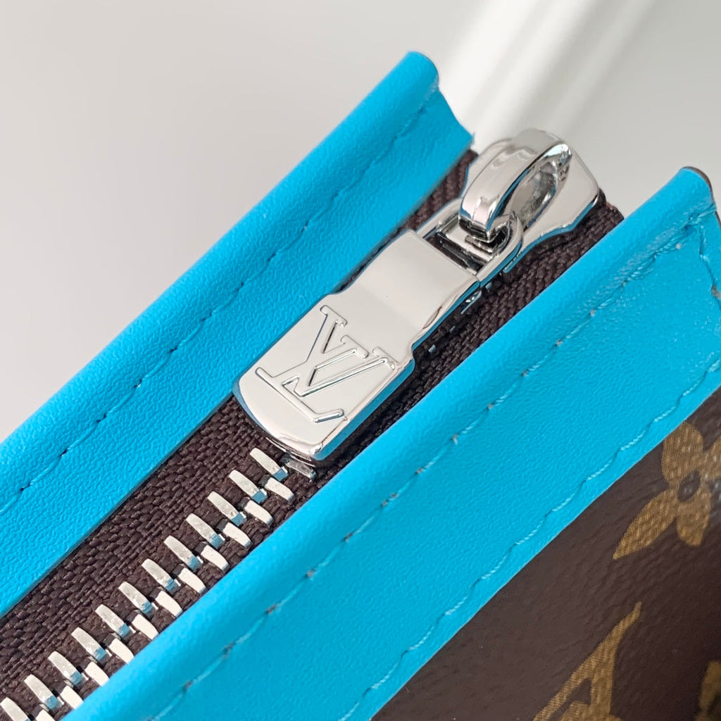 GASTON Tragbare Geldbörse 18 Zoll Braun Monogramm Canvas Mix Hellblau Kalbsleder