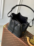 NOÉ BB 20 IN SCHWARZEM EPI-LEDER