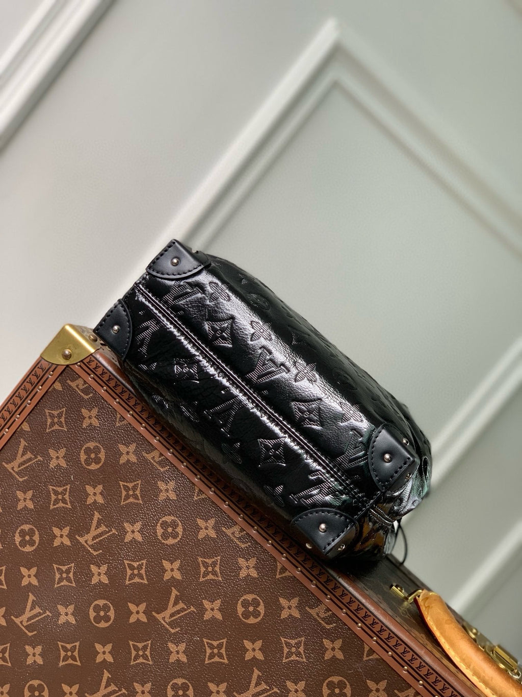 NOÉ TRUNK PM 23 IN SCHWARZ COUSSIN SILBERNE BESCHLÄGE