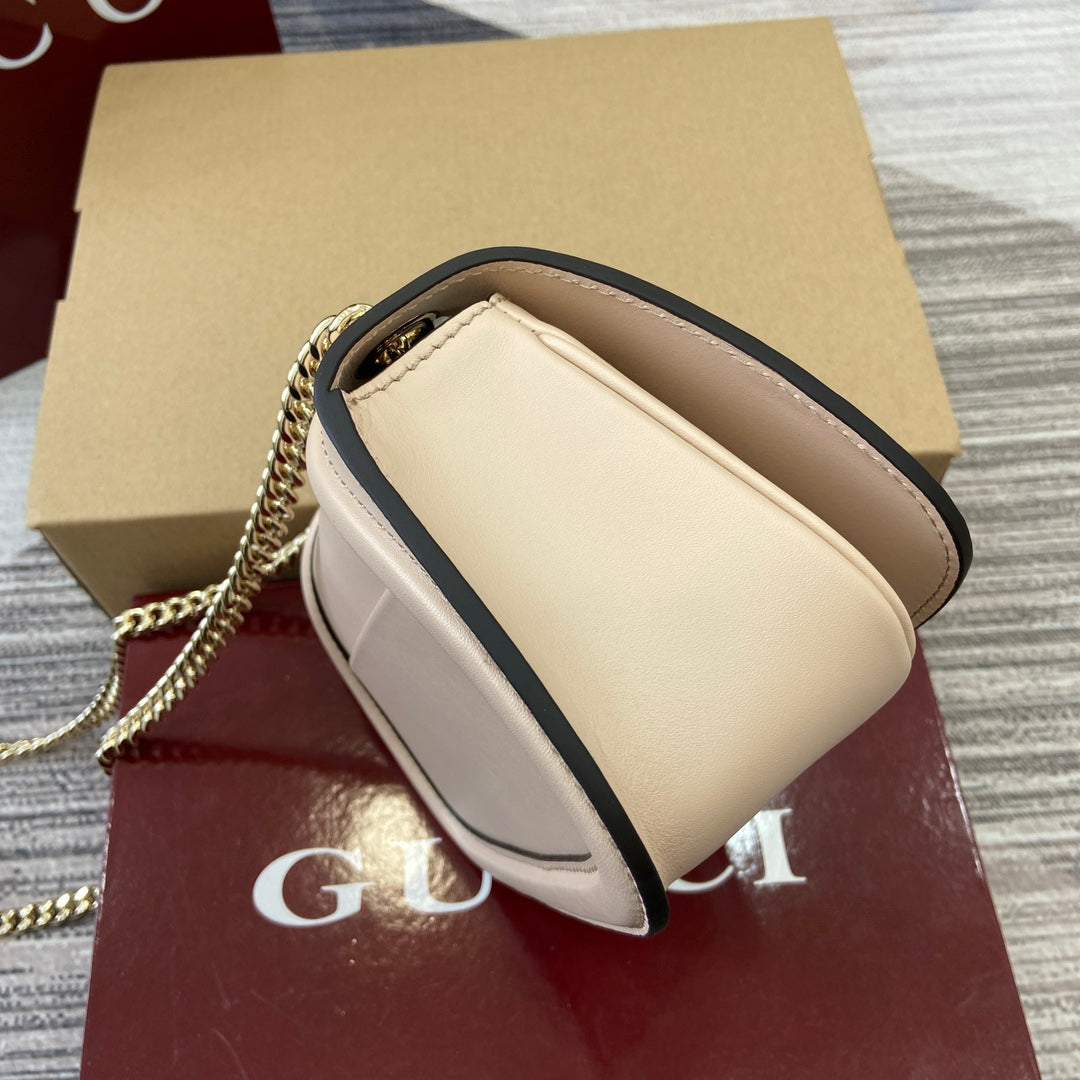 BLONDIE MINI-SCHULTERTASCHE 21 IN BEIGE KALBSLEDER GOLDENE BESCHLÄGE
