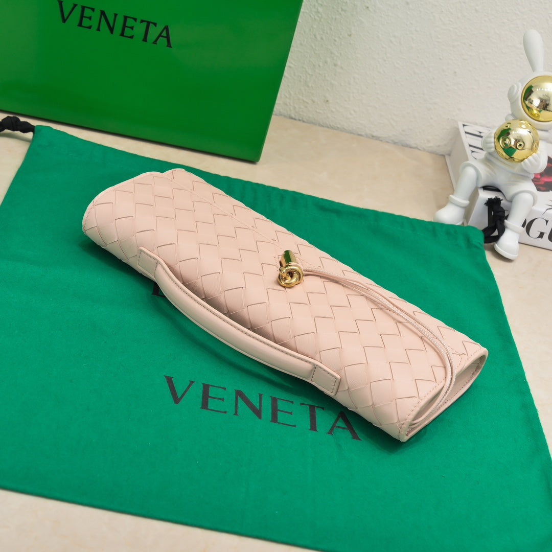 BV Long Clutch Andiamo 31 Pink Leather Ghw